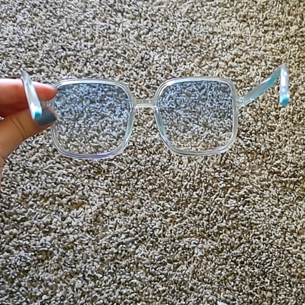 🔥Blue Clear Sunglasses Glassed Chic Style & Celeb Trending - Picture 5 of 8